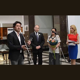 photo-9_280x280_crop_478b24840a