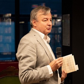 017_280x280_crop_478b24840a