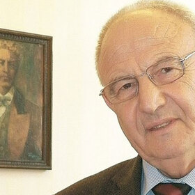 kiril-topalov-epicenter_280x280_crop_478b24840a