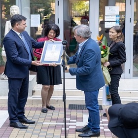 plamen-doinov-nagrada-penyo-penev_280x280_crop_478b24840a