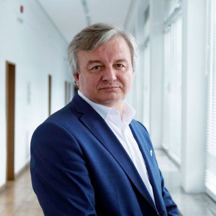 plamen-dojnov-nbu_700x700_crop_478b24840a