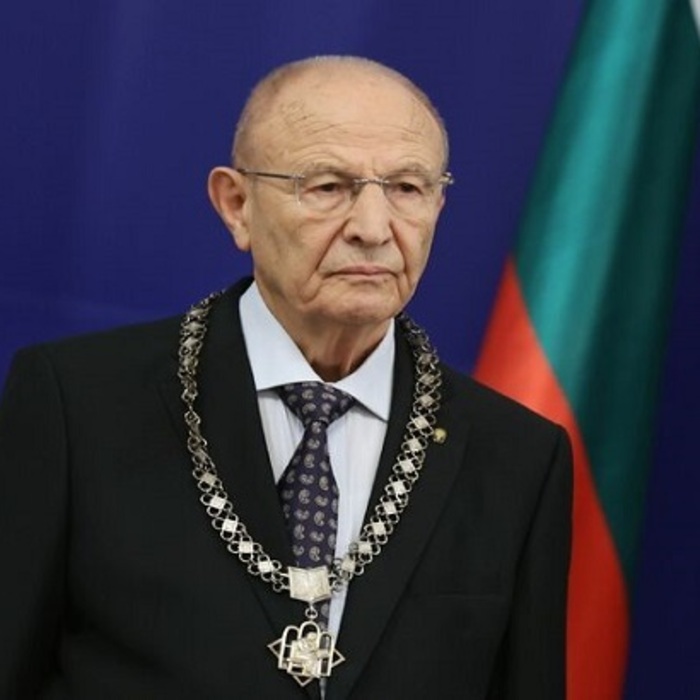 kiril-topalov-delnikbg_700x700_crop_478b24840a