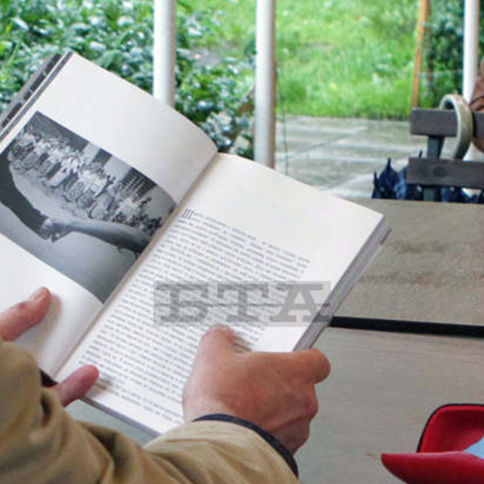 21_700x700_crop_478b24840a