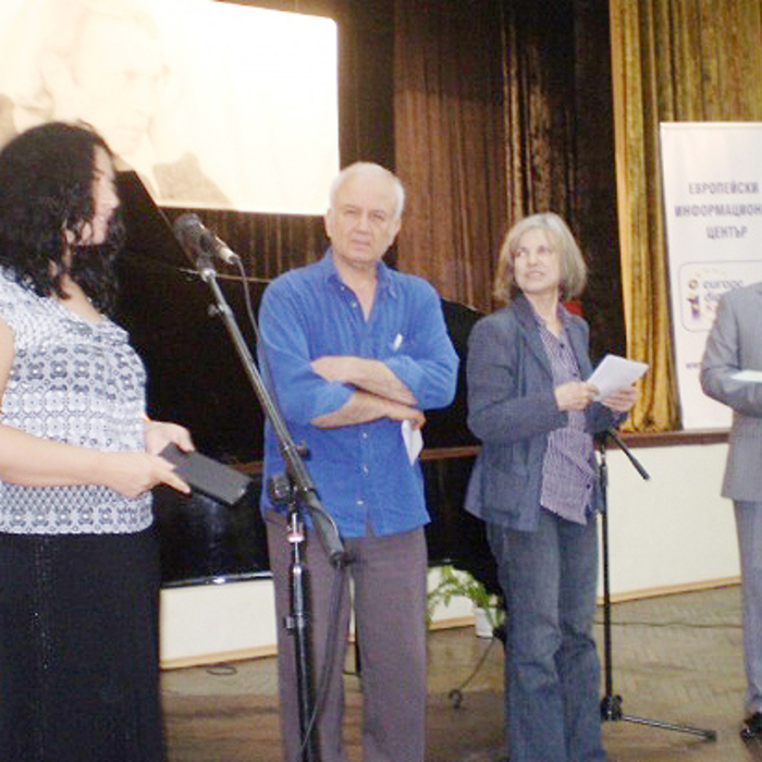 photo-6_700x700_crop_478b24840a