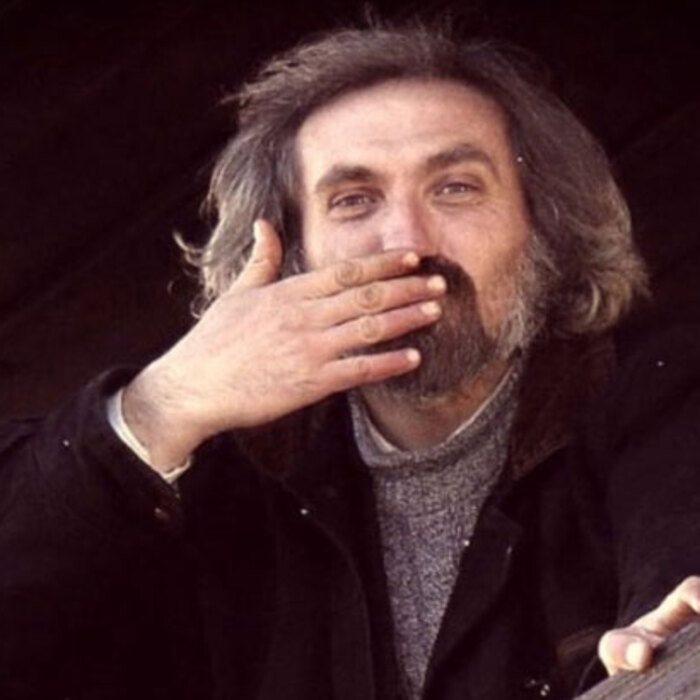 izborat-na-poeta-hemusnews_700x700_crop_478b24840a