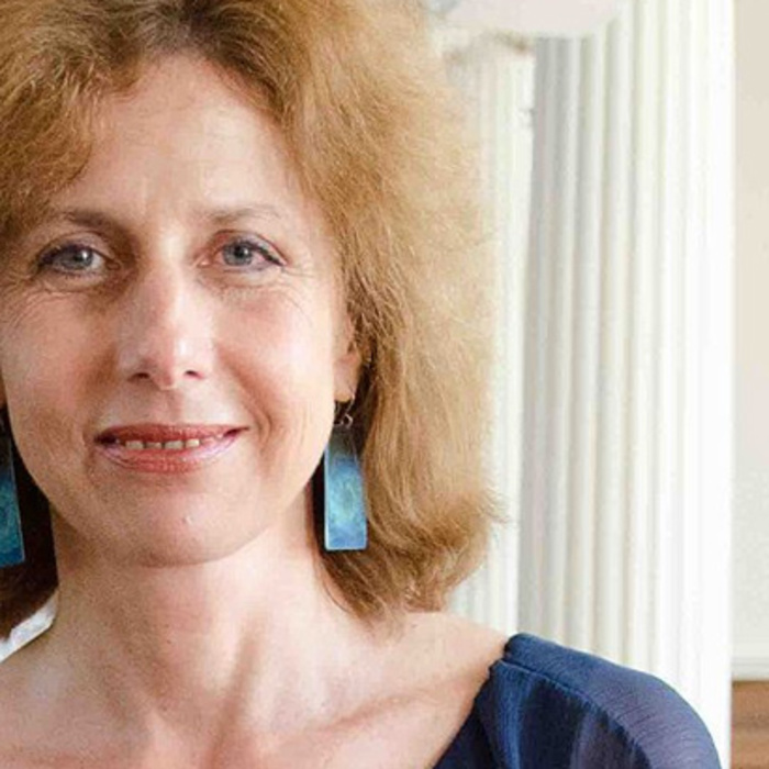 albena-bakracheva-wikipedia_700x700_crop_478b24840a