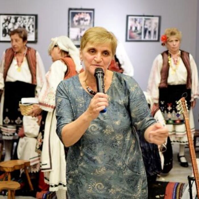 cenka-kuncheva-ekip7-bg_700x700_crop_478b24840a