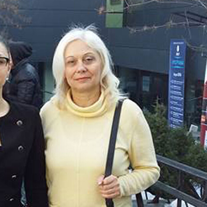 teatar_700x700_crop_478b24840a