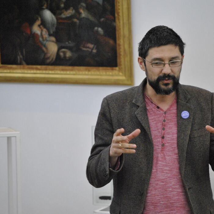 dsc0098_700x700_crop_478b24840a