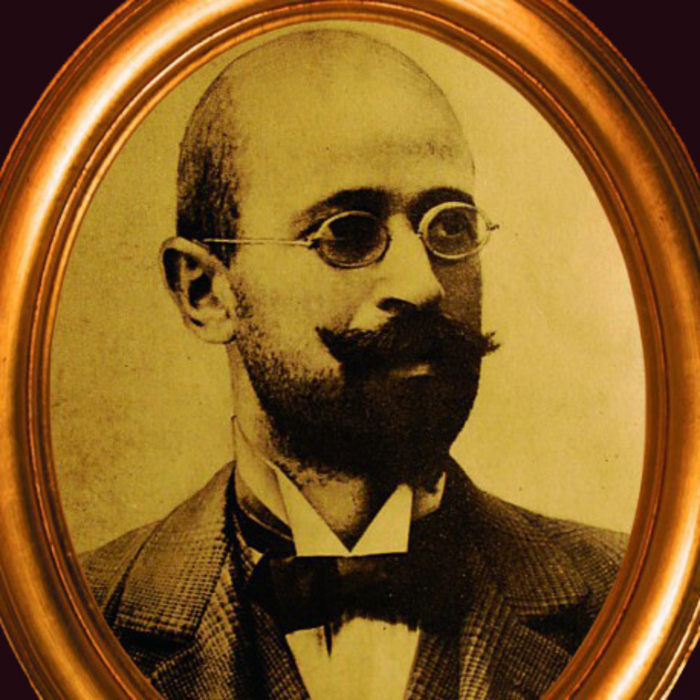 krustev_700x700_crop_478b24840a