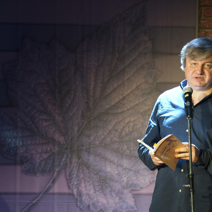 dsc-0063_700x700_crop_478b24840a