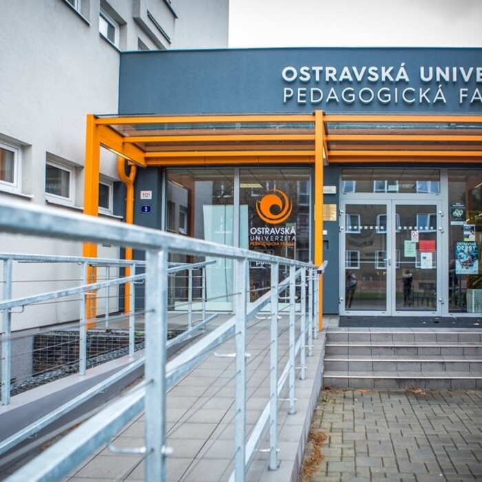 5dbc457294f20_700x700_crop_478b24840a