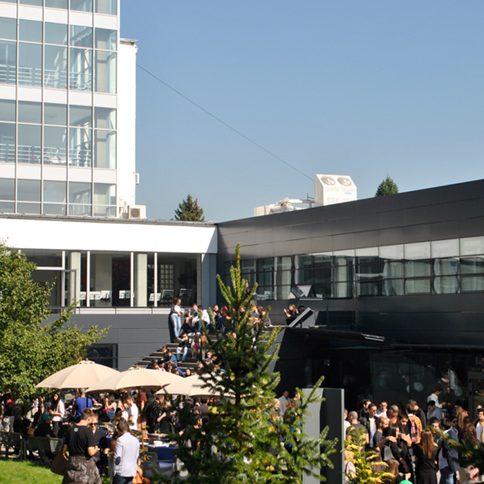 dsc0354_700x700_crop_478b24840a